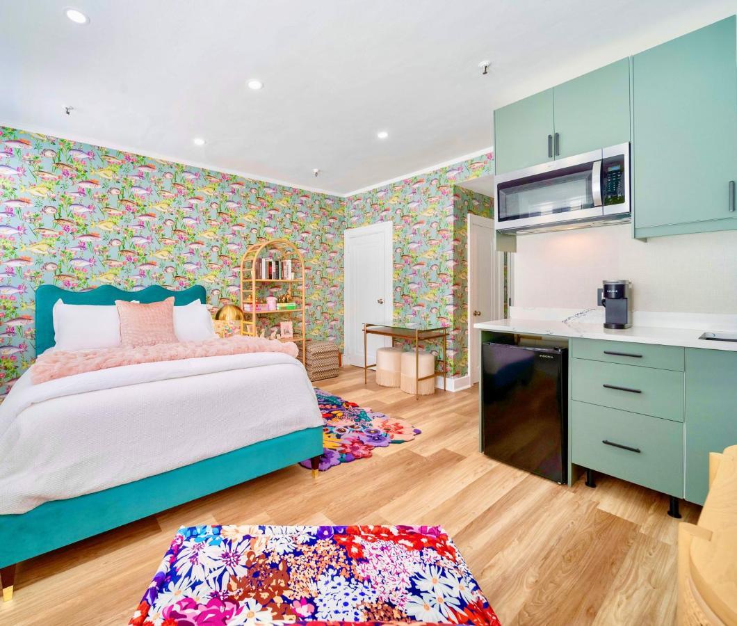 King Bed Mermaid Suite - Heart Of Palm Beach, Free Parking Included Exterior photo